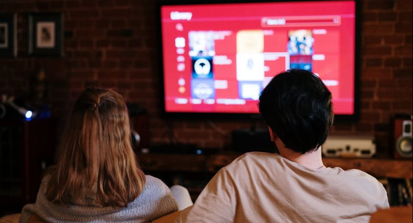 Binge watching – czym jest?