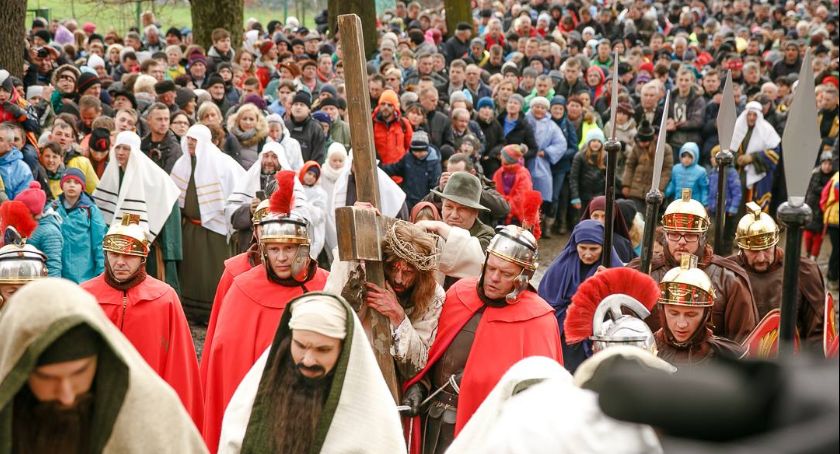 Wskazania na Wielki Tydzień Abp. Marka Jędraszewskiego dla Archidiecezji Krakowskiej.