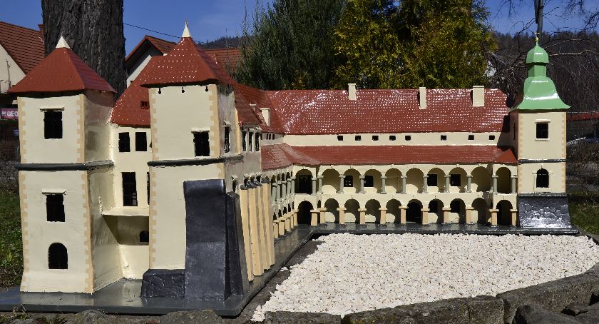 Miniatura Małego Wawelu nabrała nowych barw. Makieta przeszła gruntowny remont 