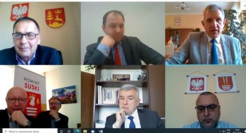 Samorządowcy debatowali zdalnie na temat organizacji punktów szczepień 