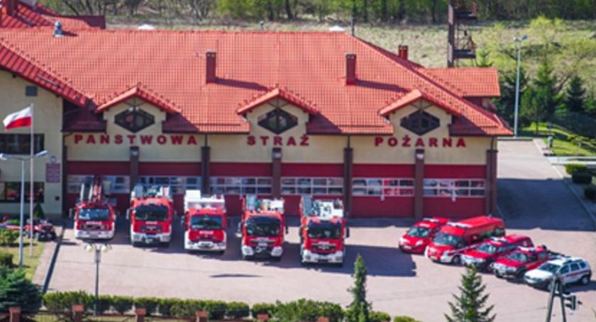 Rusza proces przenoszenia numeru 998 z komend powiatowych straży pożarnej do Centrum Powiadamiania Ratunkowego