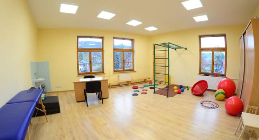 Poradnia Psychologiczno-Pedagogiczna ma pół wieku. Konkurs plastyczny zamiast uroczystości 