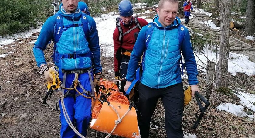 Pechowa wyprawa na Babią Górę. Turystka została zniesiona 