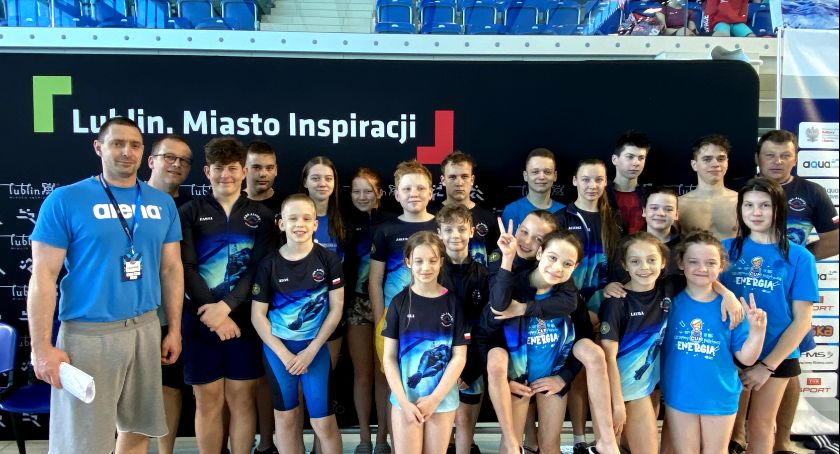 14 medali indywidualnie i brązowy medal w drużynie dla pływaków z UKS Jasień podczas Otylia Swim Cup 2021