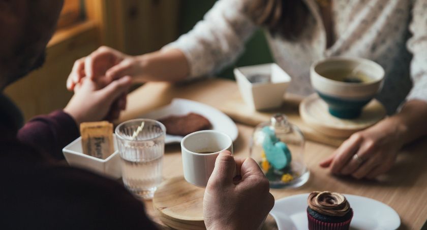 Otwarto baseny i siłownie. Gastronomia już nie tylko w ogródku  