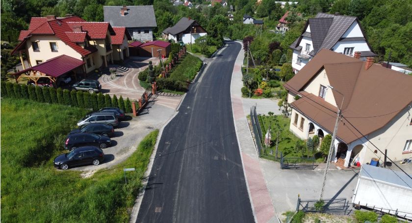 Dobiega końca przebudowa drogi z Makowa do Kojszówki 