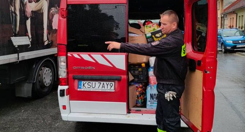 Dobro powraca. Osielec także wsparł pogorzelców z Nowej Białej - i to dwa razy 