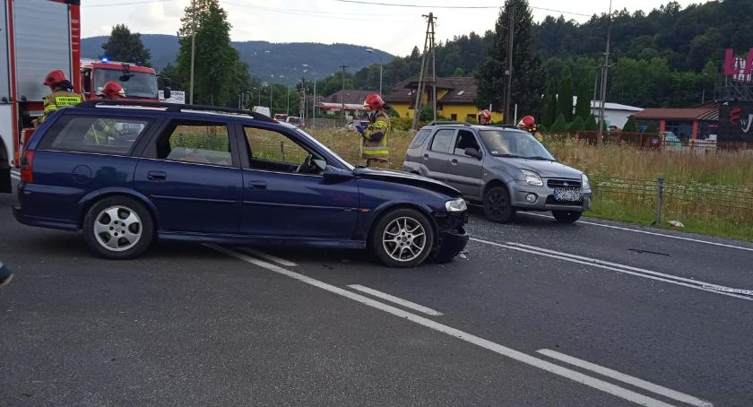 Sucha: Kolizja przy stacji paliw 