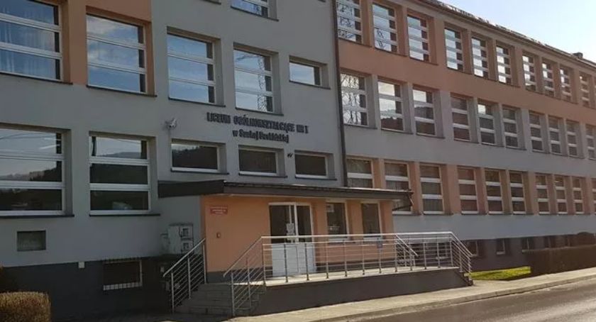 Szkoła Modelowa w powiecie suskim