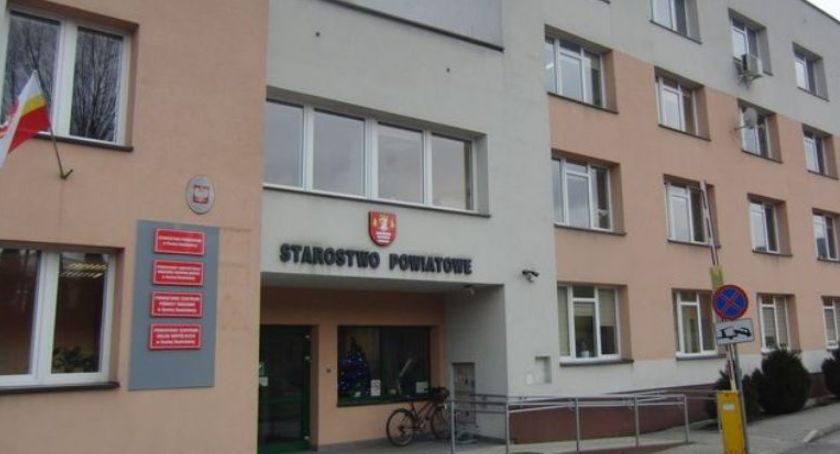 Sąd utrzymał decyzję wojewody. Starostwo nie musi zwracać działek suskiej parafii 