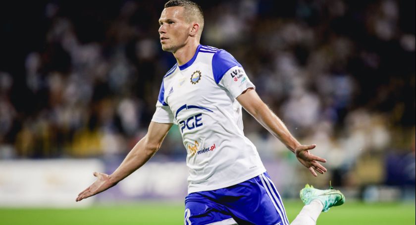Mateusz Mak strzela i ląduje w jedenastce kolejki PKO Ekstraklasy
