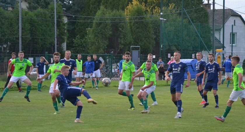 IV-LIGA: Karny załatwił sprawę. Tempo z pierwszą porażką w lidze