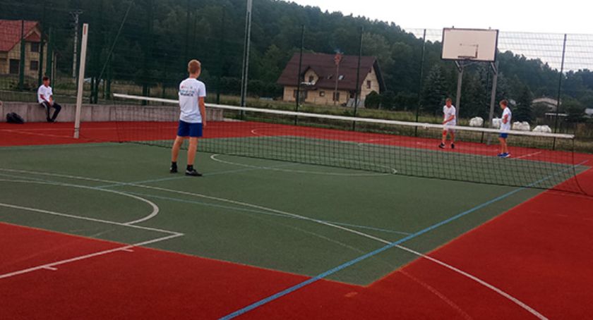 Bezpieczne wakacje. Zdrowy styl życia wolny od nałogów, czyli wakacje na sportowo 
