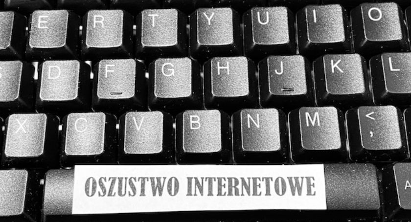 Oszukują sprzedających. Zamiast zarabiać, tracą pieniądze ze swoich kont.