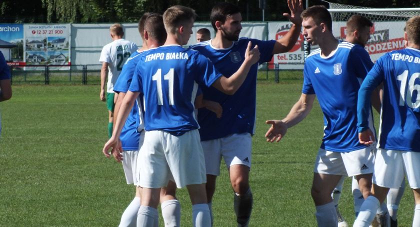IV-LIGA: Waleczne i zdziesiątkowane Tempo Białka zdobywa Myślenice
