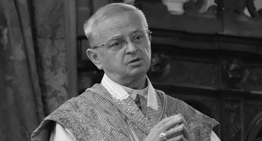 Zmarł Ksiądz  Zdzisław Sochacki
