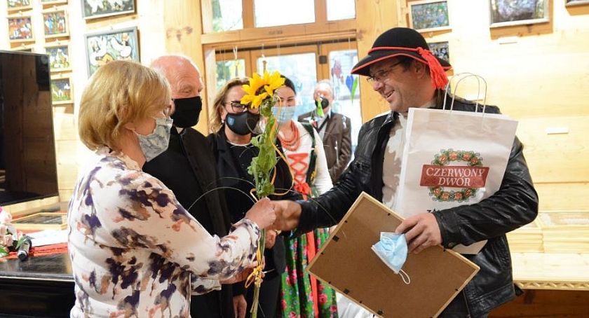 Piotr Mentel ze Stryszawy wygrał prestiżowy konkurs rzeźbiarski w Zakopanem 
