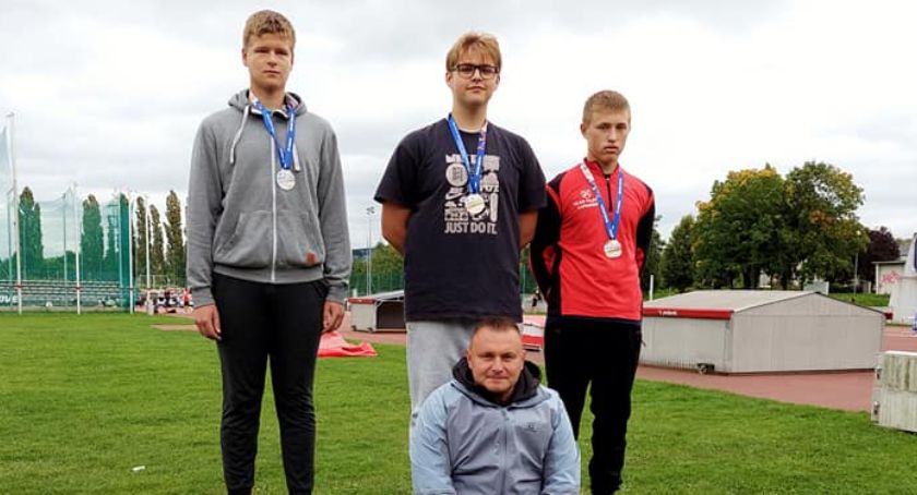 Pracowita niedziela dla młodych lekkoatletów z UKS Bieganie.pl Stryszawa i Suskiego Klubu Lekkoatletycznego