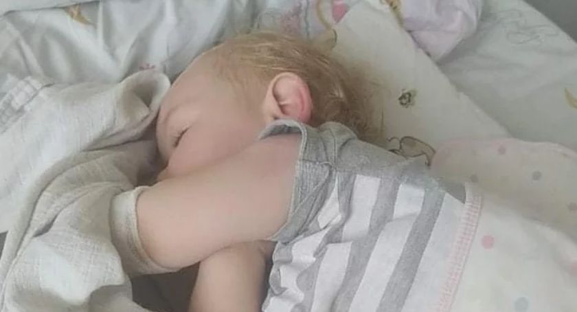 Małego Józia z Makowa Podhalańskiego los nie oszczędza. Potrzebna pomoc!