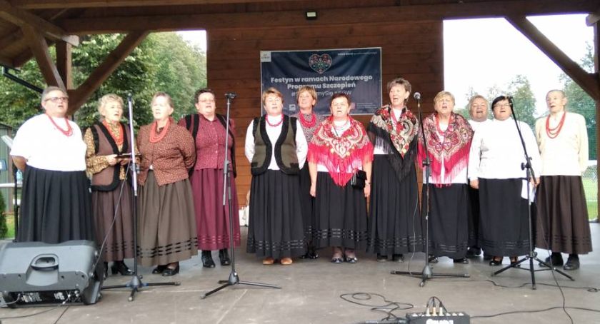 W Zembrzycach zabawiano i… szczepiono 