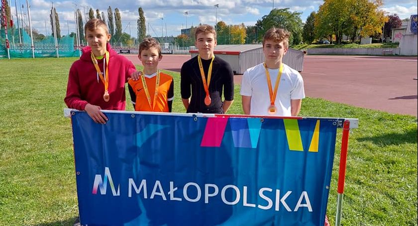 Młodzież ze szkół podstawowych spisała się na wojewódzki medal