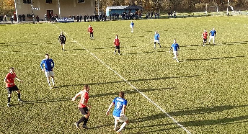 IV-LIGA: Puzik dośrodkowuje, Marek strzela, a Wałach broni karnego!