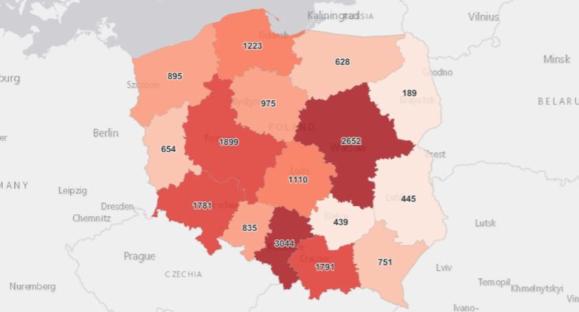 Dalszy spadek zakażeń, ale weryfikacja będzie we wtorek