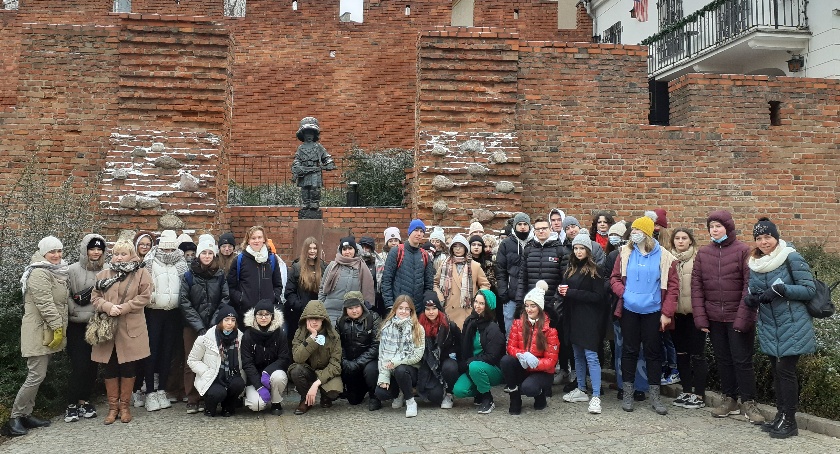 „Warszawa da się lubić…” - licealiści z Kołłątaja zwiedzali stolicę
