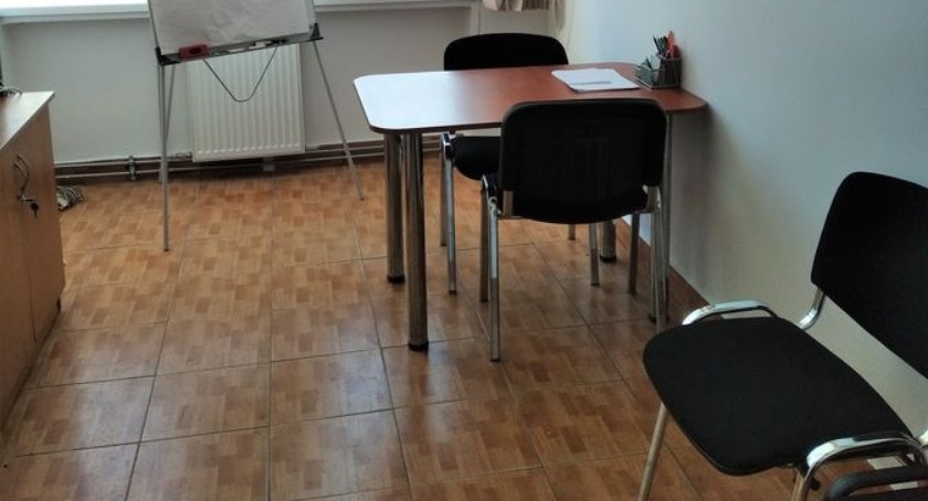 Zembrzyce: Seria remontów i adaptacji 