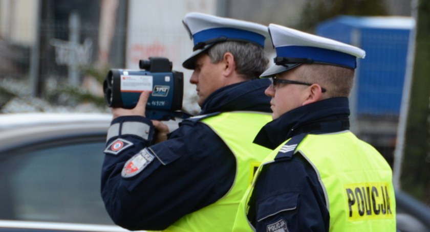 Pomylił drogę z torem wyścigowym. Będzie go to słono kosztowało