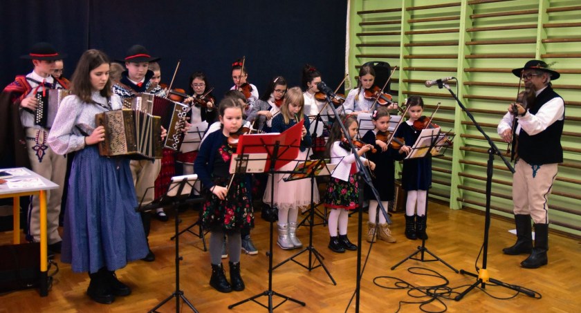 Koncert Szkółki Muzykowania Ludowego w Wysokiej