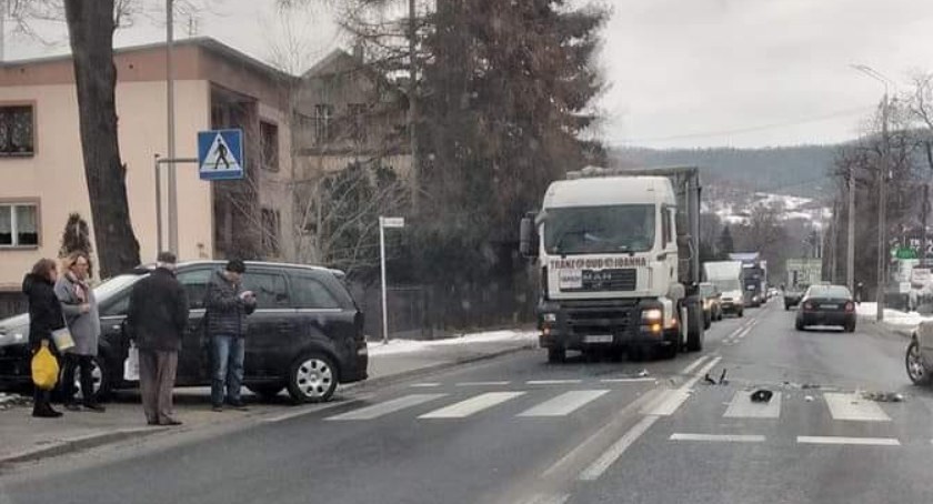 Maków Podhalański: Kolizja na krajówce 