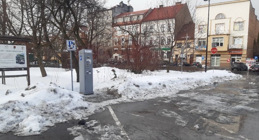 Jordanów: Ile kierowcy zostawili w parkomatach?
