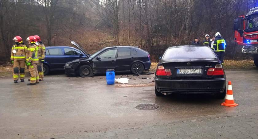 Sucha: Jedna kolizja, a trzy auta rozbite 