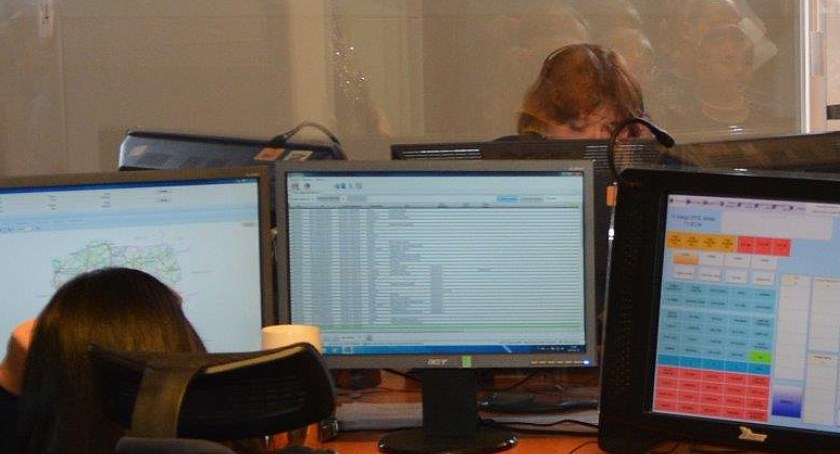 Numer alarmowy 112 przeciążony. Warto bezpośrednio dzwonić na straż lub policję 