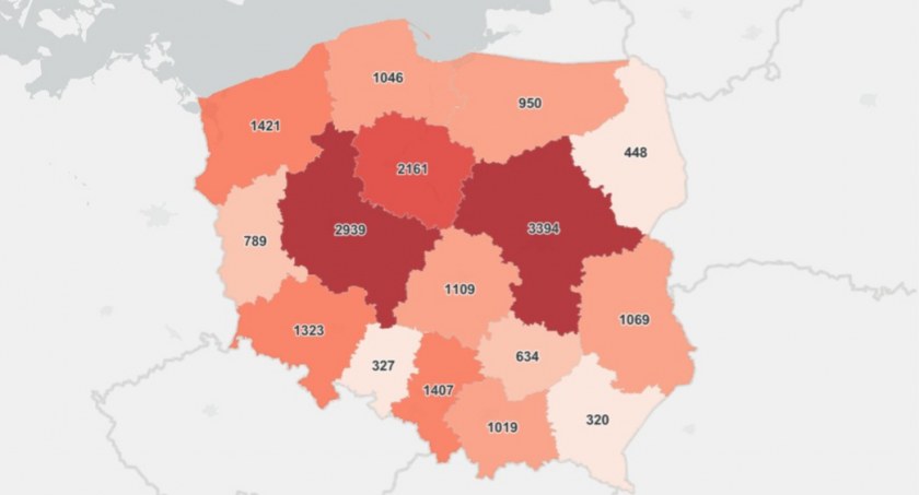 Nieco więcej zakażeń niż wczoraj, ale zdecydowanie mniej niż przed tygodniem