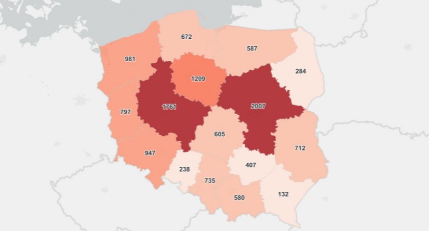 Maleje ilość zgonów wśród chorujących na COVID-19