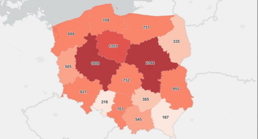 Nowe dane epidemiczne. Przybyło osób na kwarantannie 