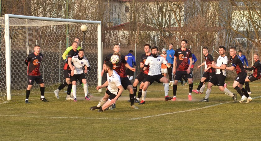 IV-LIGA: Twardy, męski bój Tempo w Pcimiu