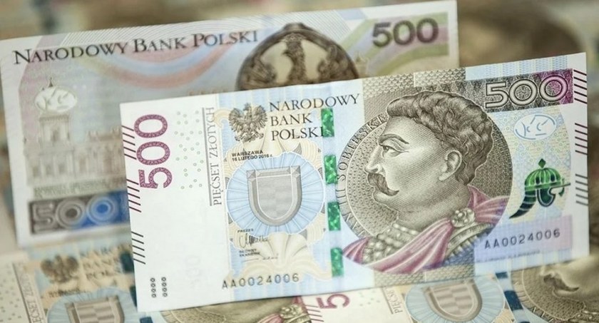 Brak pieniędzy? Rozwiązaniem są szybkie pożyczki przez Internet