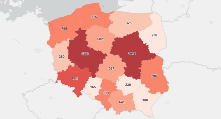 Środowy „tradycyjny” wzrost ilości zakażeń 