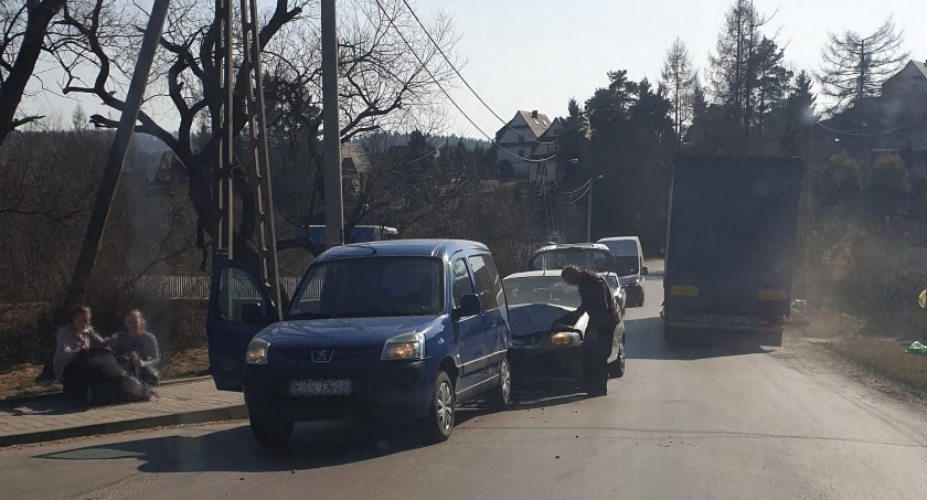 Jordanów: Kolizja na Kolejowej 