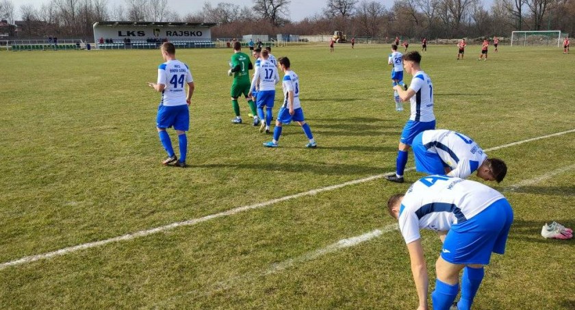 V-LIGA: Babia Góra traci punkty i gola grając z przewagą dwóch zawodników...
