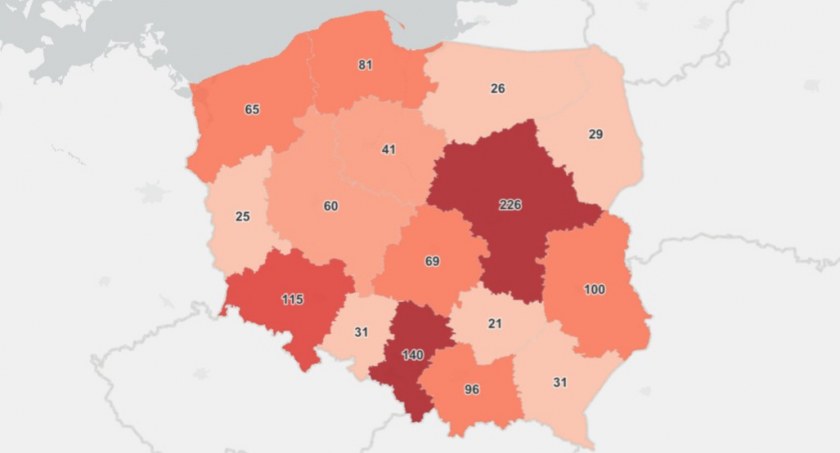 Czwartkowy, przedświąteczny raport epidemiczny 