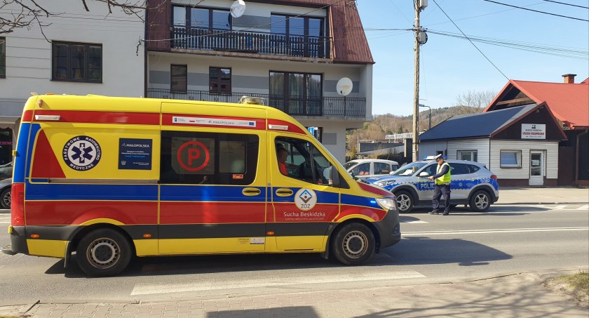 Pasy nie ochroniły pieszej 
