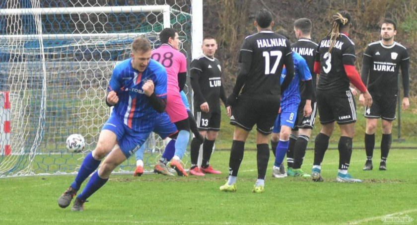 (FOTO) A-KLASA SUSKA: Naroże i Żuraw do znudzenia, Ezeha Bystra zapamięta, siódemka Lachów dla Gromu, skuteczny Jałowiec.