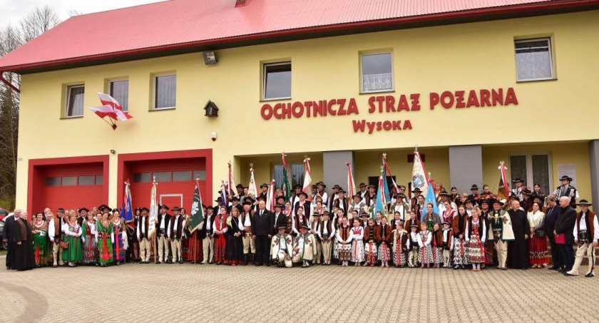 1 maja 2022 roku – Uroczystość poświęcenia sztandaru oraz zaprzysiężenia Członków Oddziału Związku Podhalan w Wysokiej