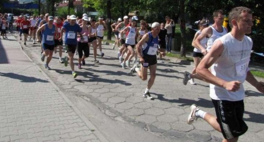 XXX Międzynarodowy Bieg Uliczny  po Ziemi Makowskiej