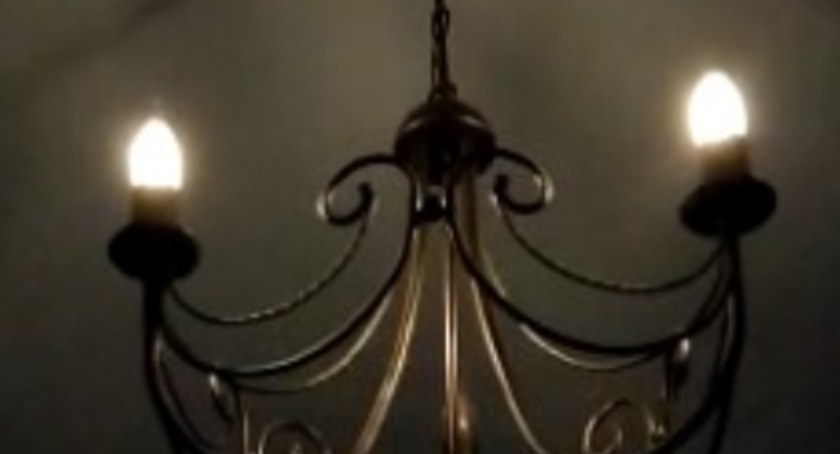 Tarnawa Dolna: Choć mamy XXI wiek to mieszkańcy żyją w półmroku (video)