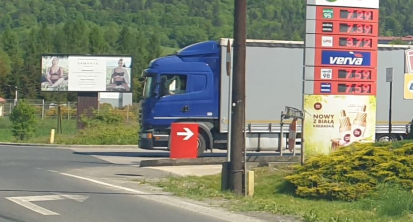 Kierowcy znowu w szoku! Ceny benzyny zwariowały?